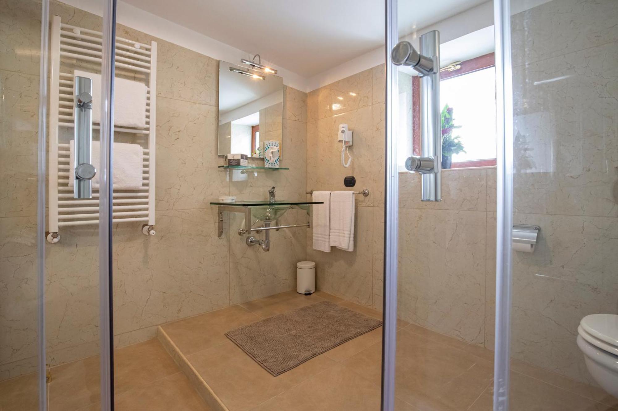 Hotel San Luca Battipaglia Esterno foto