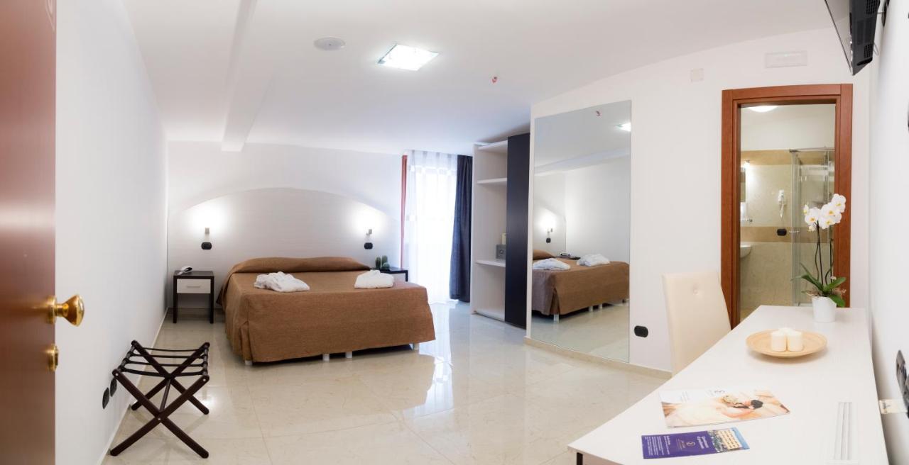 Hotel San Luca Battipaglia Esterno foto